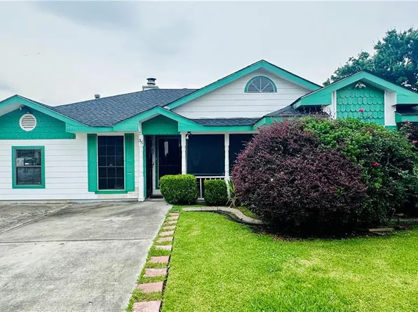 35 Cynthia St, Waggaman, LA 70094