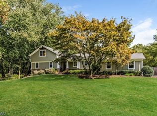 27 Shepard Way, Basking Ridge, NJ 07920