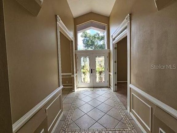 3rd image of 2128 Lake Crescent Ct