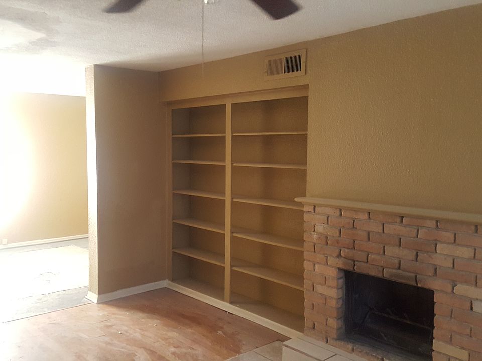 1st image of 1020 Marina Dr