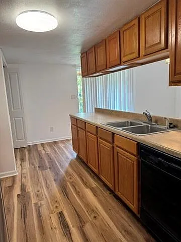 3710 Saratoga Dr — Photo 6