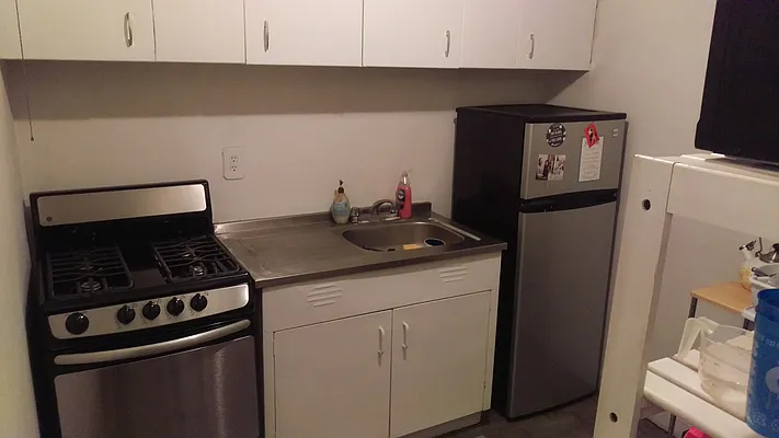 Rented by Green Line Realty | media 19