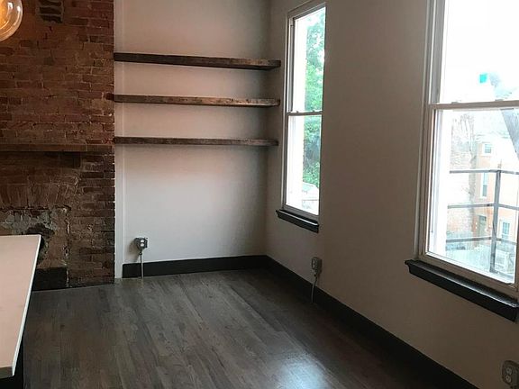 5th image of 1533 Pleasant St APT 7