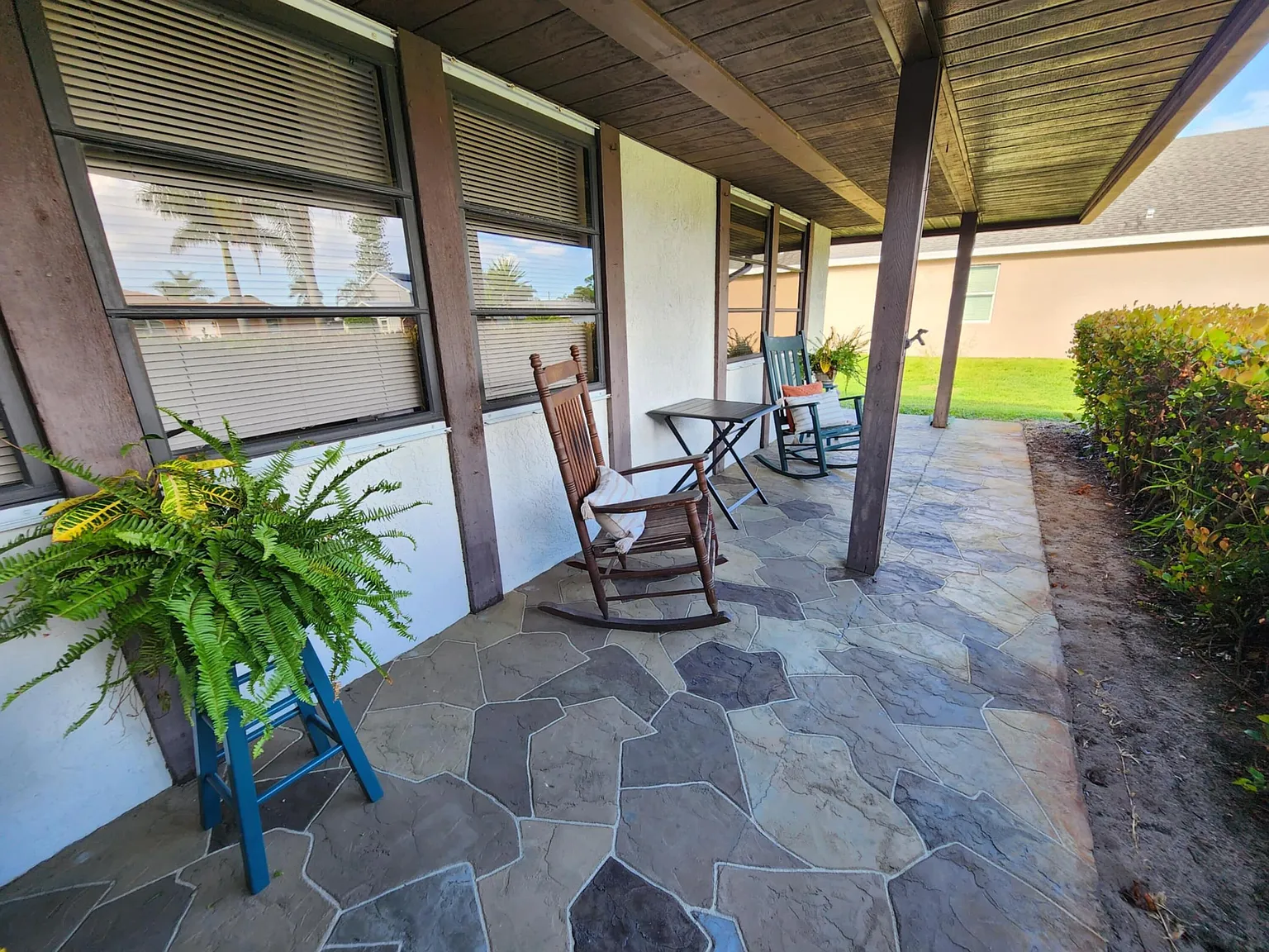 3 bed, 2.0 bath, 1362 sqft, $2,500 — Photo 3