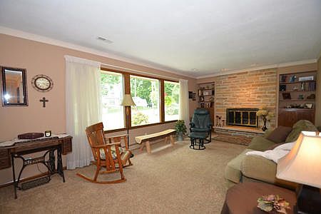 4th image of 11061 W Cobb Ave