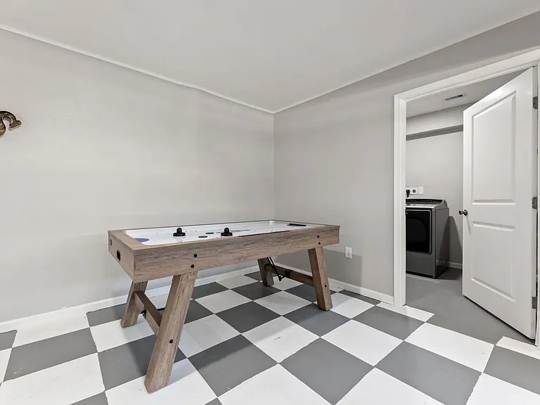 Laundry Room Cabinet