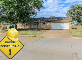2313 Kings Rd, Moore, OK 73160