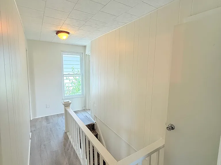 407 Electric St — Photo 13