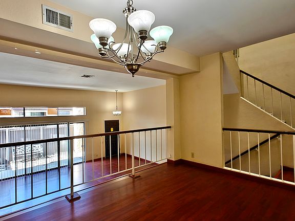 5th image of 1834 S Marengo Ave APT 31