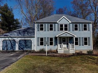 62 Greenfield Rd, Cumberland, RI 02864