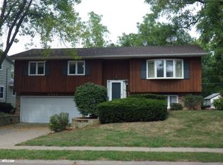 2342 E 29th St, Davenport, IA 52803