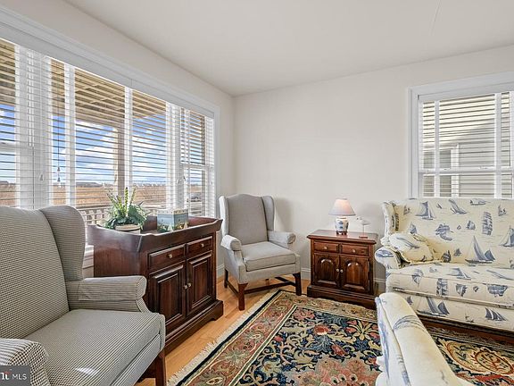 5th image of 134 Old Landing Rd