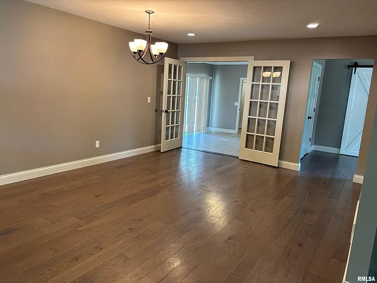 90 Pinehurst Dr — Photo 8