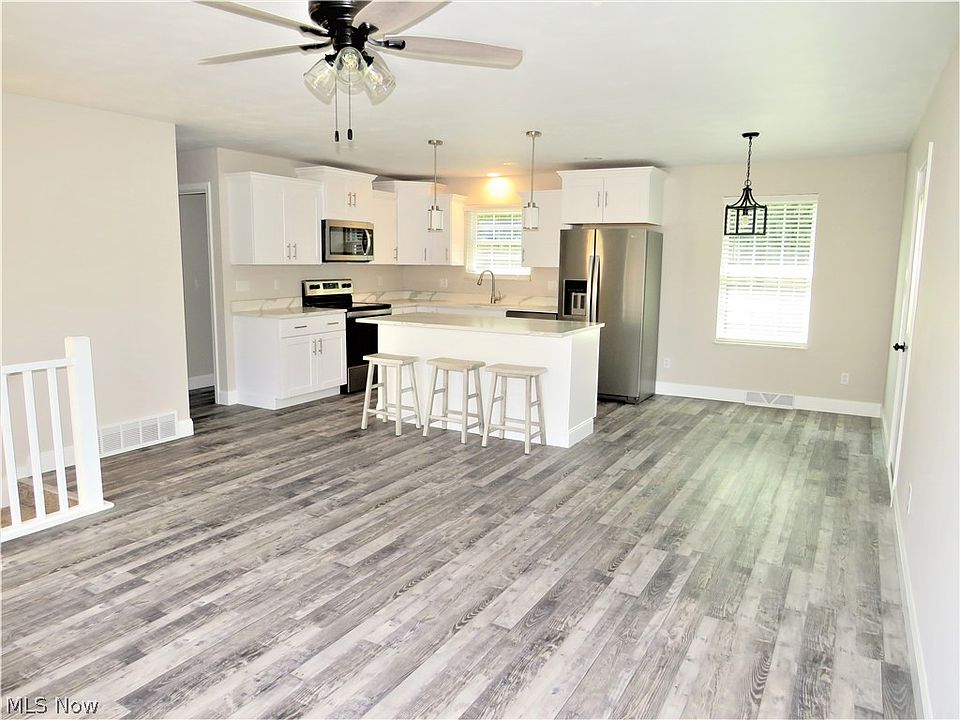 1009 Barone Dr, Weirton, WV 26062 Zillow