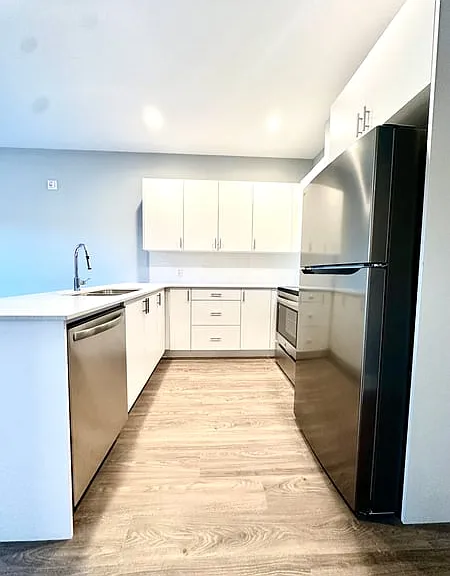 2380 Cleroux Cres #307 — Photo 5