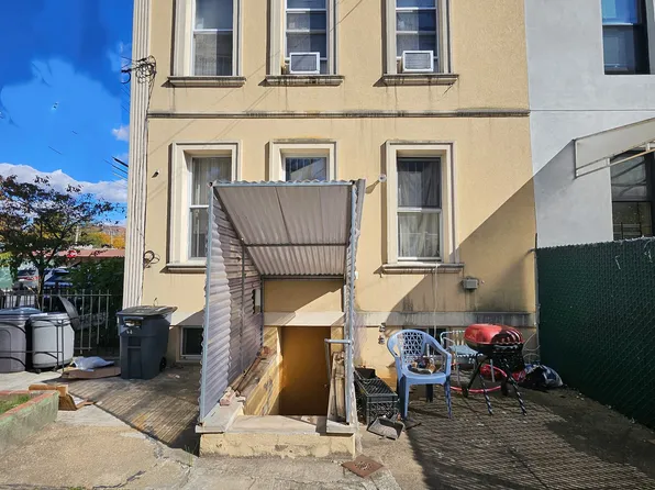 44 Quentin Road image 4 of 19