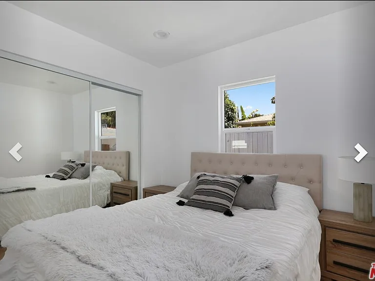 22054 Avenue San Luis — Photo 22