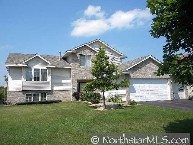 1st image of 101 Palomino Ln