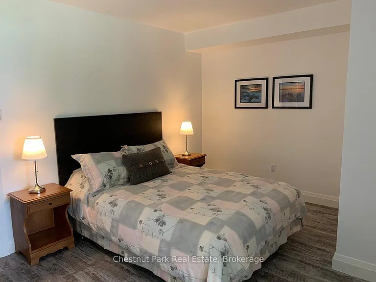 34 Georgian Ln #B — Photo 8