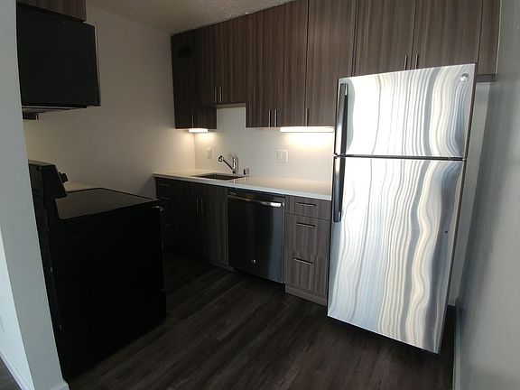 3rd image of 350 Turk St