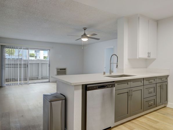 3866 Ingraham St #9-107