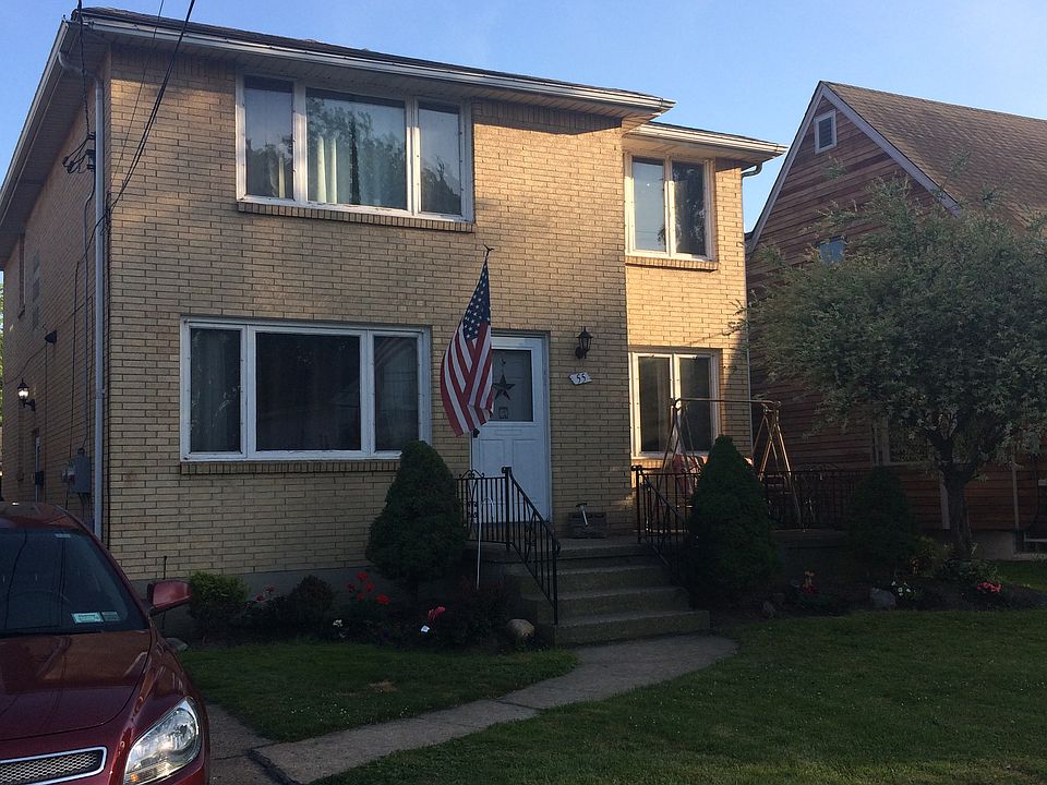 2nd image of 55 Verel Ave