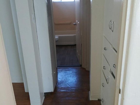 3rd image of 240 San Pablo St NE #A