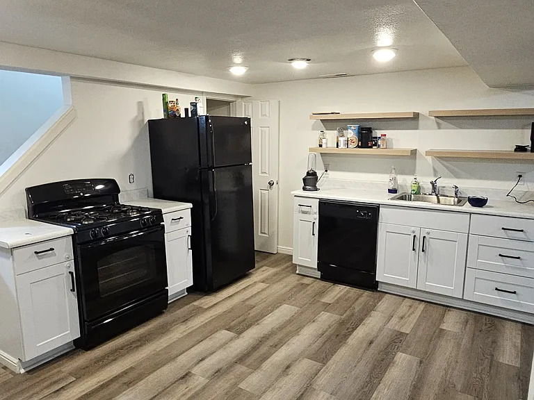 63 S Sage Dr #2 — Photo 3