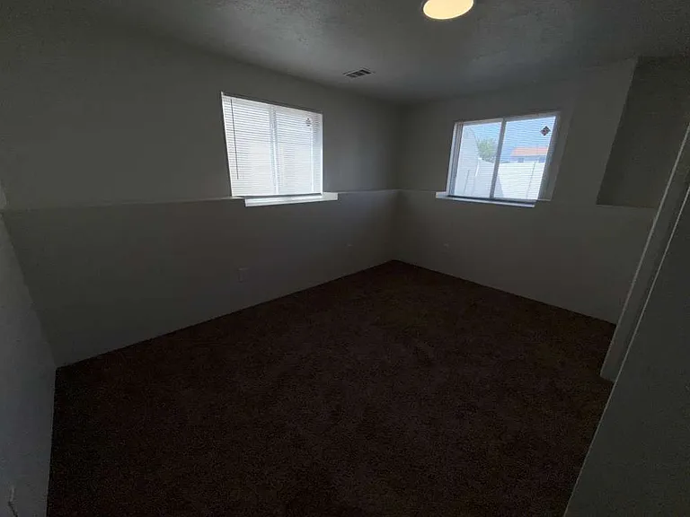 201 Sunstone Cir — Photo 8
