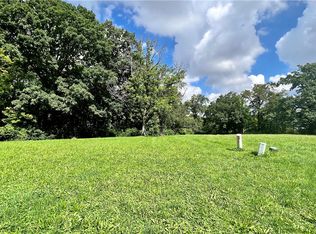 270 E Mueller Ct, Decatur, IL 62521