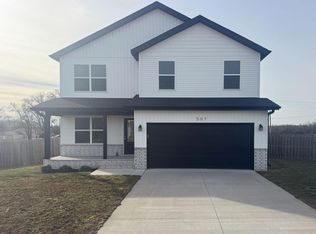 507 N Pine Leaf Rd, Nixa, MO 65714