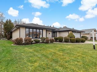 7337 Mimosa Dr, Orland Park, IL 60462