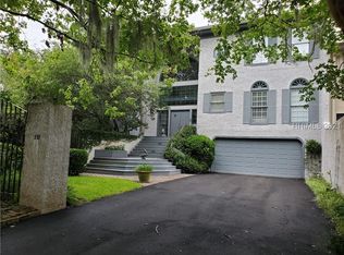 10 Oyster Landing Ln, Hilton Head Island, SC 29928