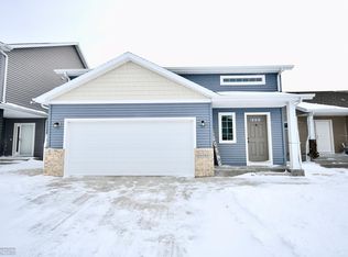6088 58th St S, Fargo, ND 58104