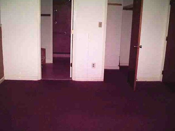 5th image of 4290 Louvinia Dr