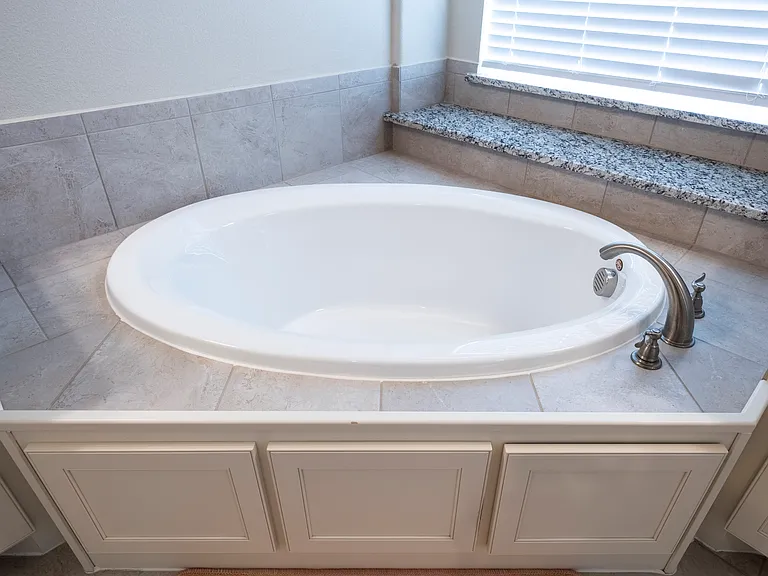 3404 Herron Dr — Photo 13