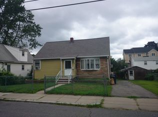 45 Vogel St, West Roxbury, MA 02132