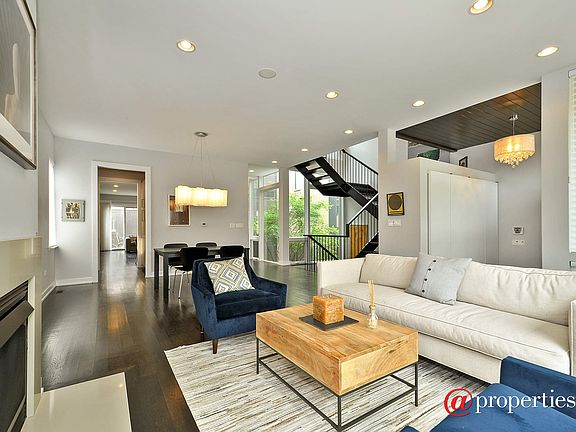 Living Room/Dining Room