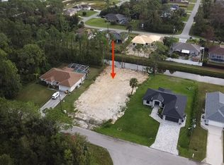 916 Angelo Ave, Lehigh Acres, FL 33971