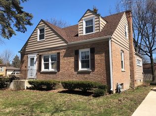 423 N Maple St, Mount Prospect, IL 60056