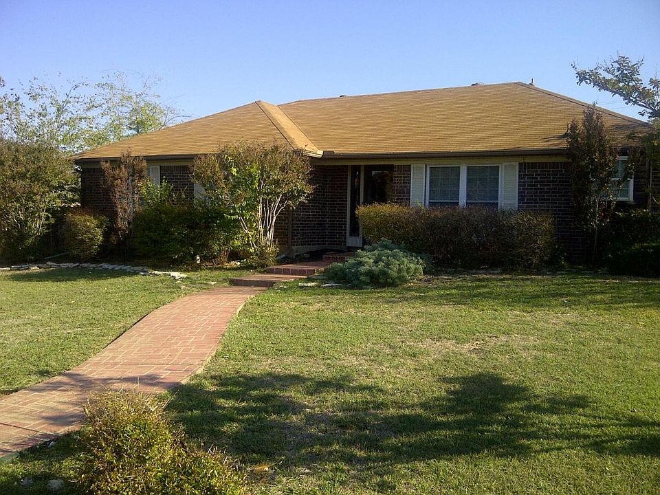 1st image of 315 S Walnut Creek Dr