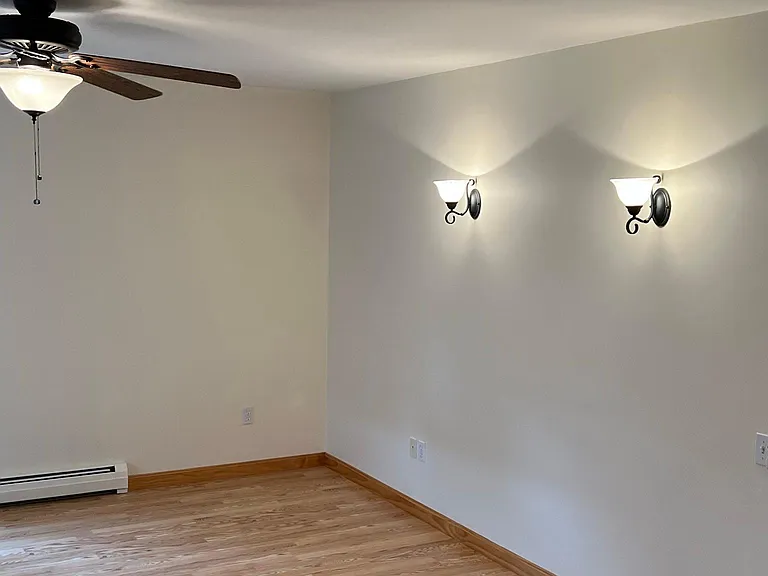 46 Englewood Rd #46R — Photo 4