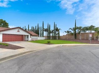19305 Tahoe St, Rialto, CA 92376
