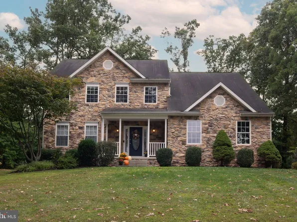 4311 Hoffmanville Rd, Manchester, MD 21102