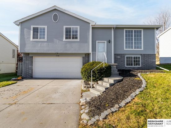 1106 Marshall Cir, Papillion, NE 68046