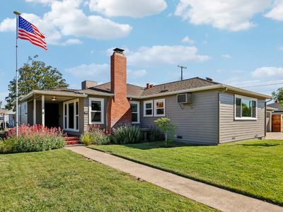 1215 W Walnut St, Lodi, CA, 95240