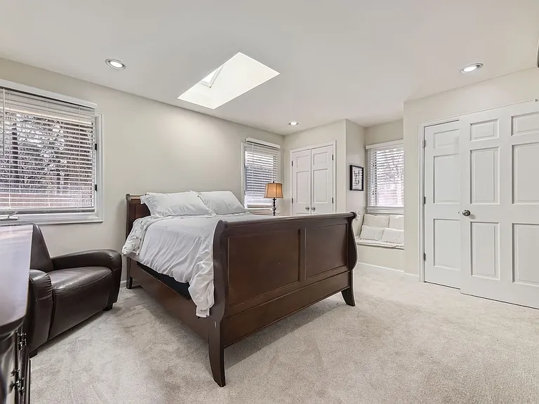 720 Josephine St — Photo 3