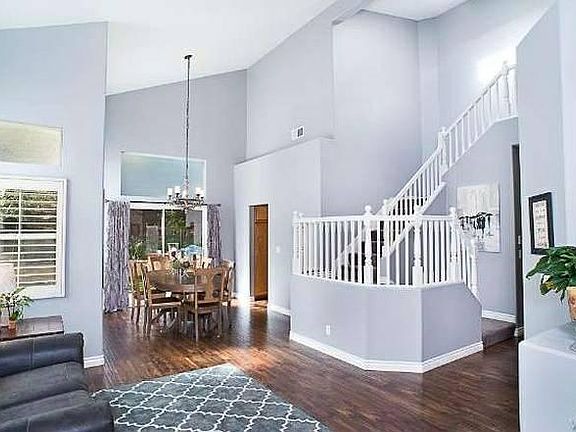 Living room/Dining room
