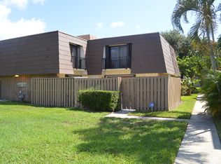 917 9th Ct, Palm Beach Gardens, FL 33410
