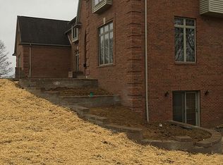 1 Dogwood Pl, Mount Vernon, IN 47620